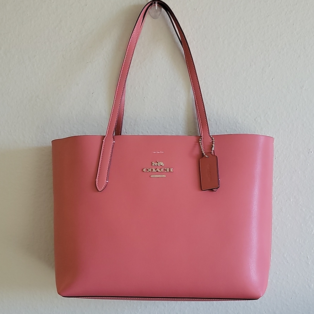 ❤SALE💖 Coach Avenue Tote